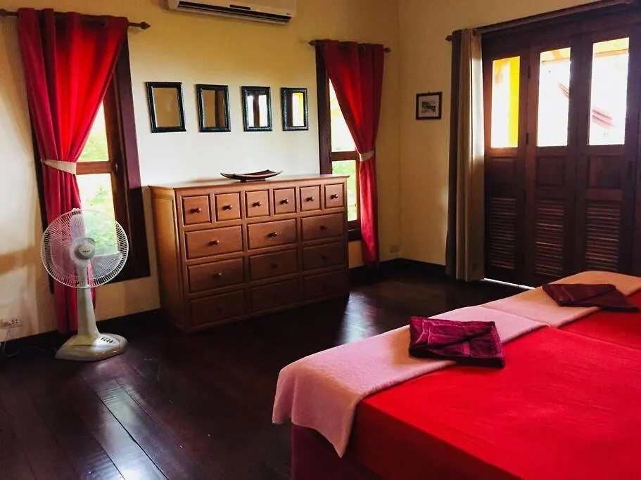 Sea View Villa Kantiang Bay Ko Lanta 0*,  Thailandia